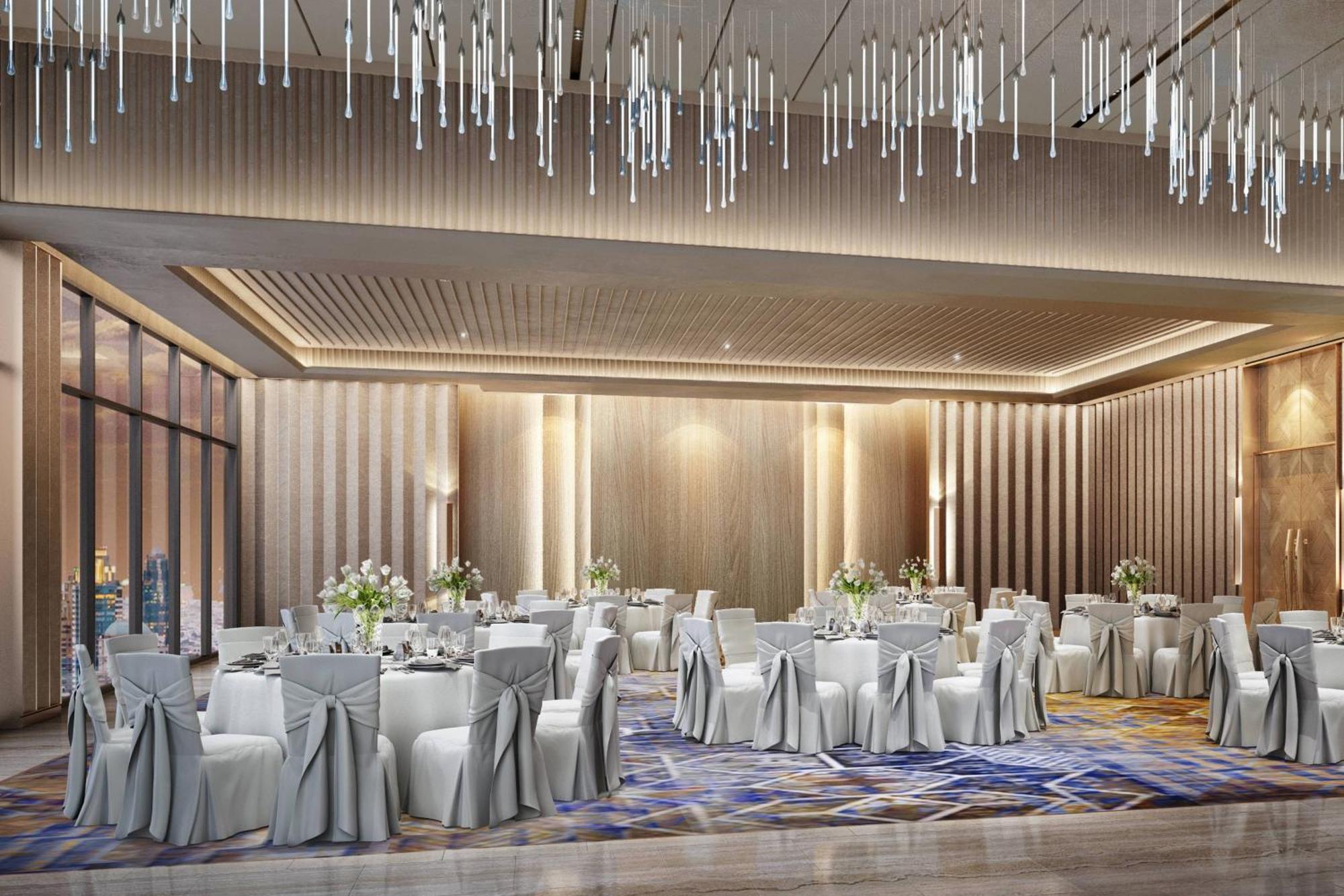 Courtyard By Marriott Ahmedabad Sindhu Bhavan Road מראה חיצוני תמונה